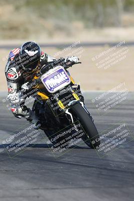 media/Jan-15-2026-Racers Edge (Thu) [[dfebeb70ab]]/2-A Group/Session 5 Turn 2/